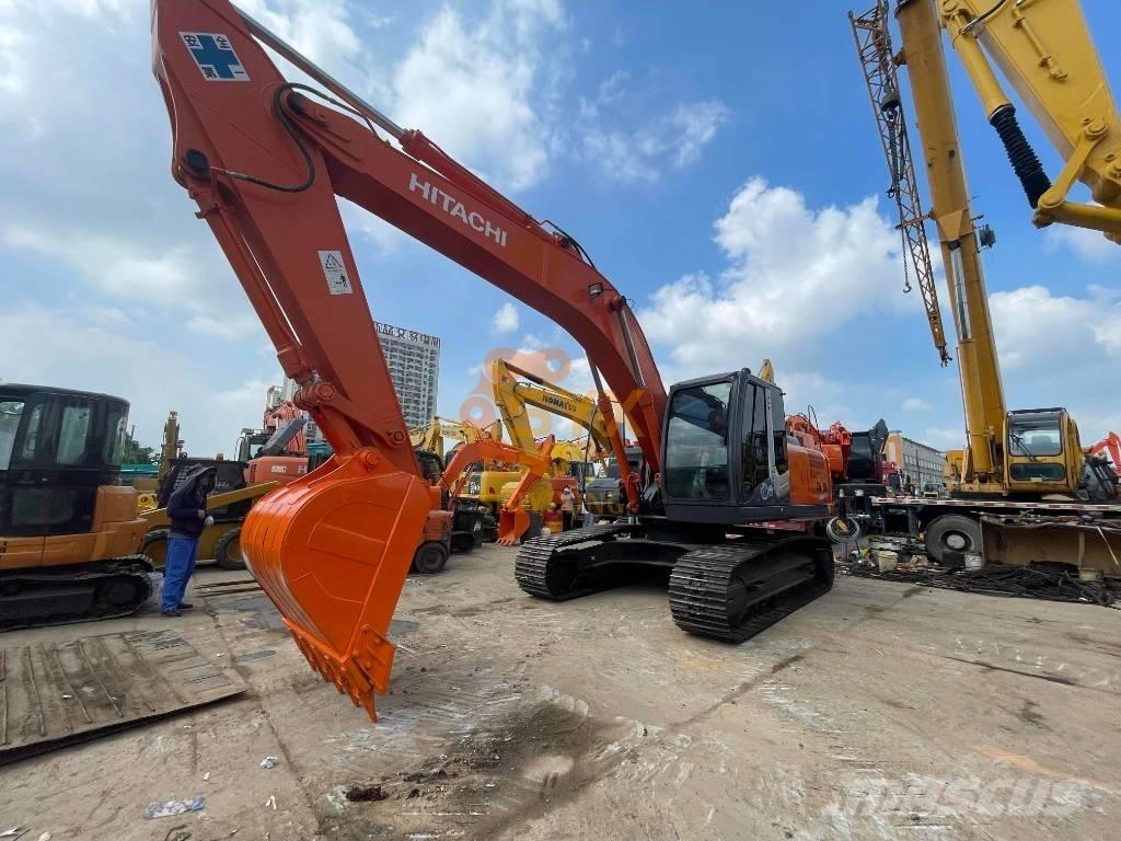 Hitachi ZX 240 Kāpurķēžu ekskavatori