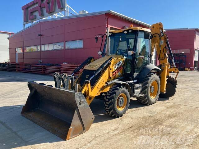 JCB 3CX AEC Ekskavatori-iekrāvēji