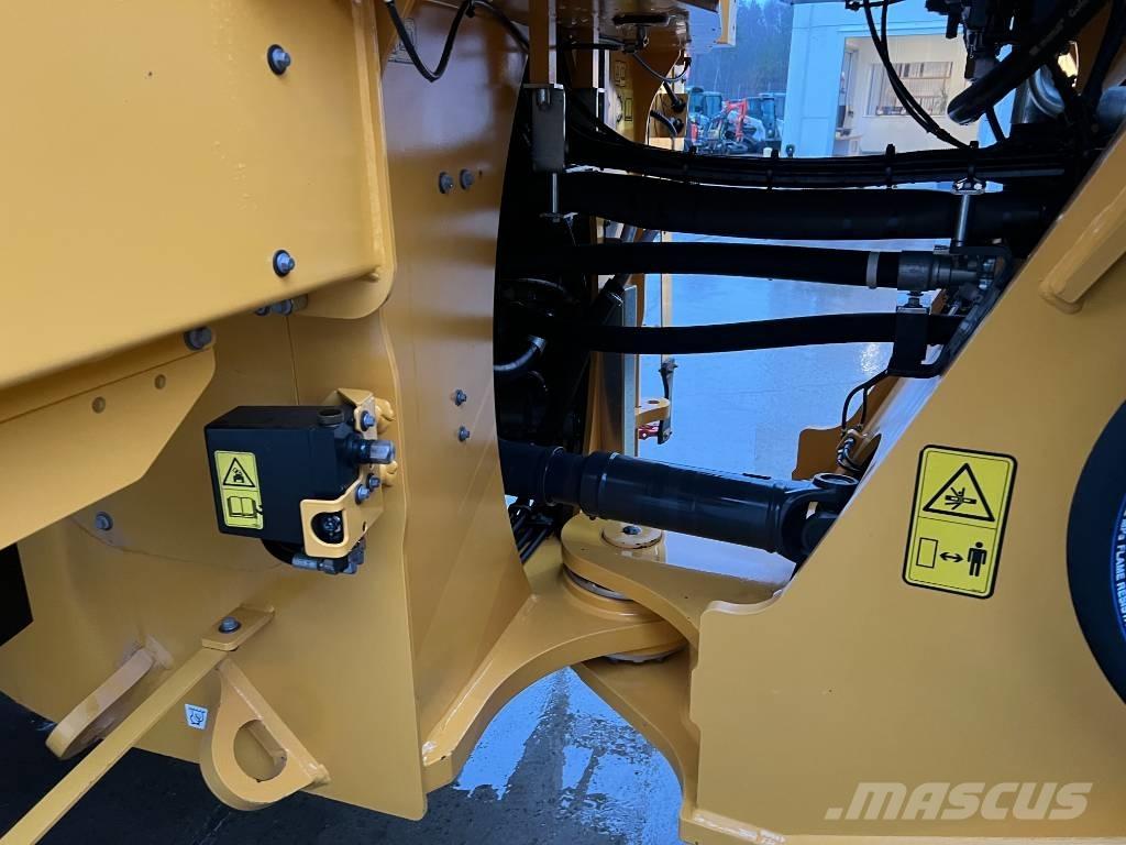 Volvo L 220 H Iekrāvēji uz riteņiem