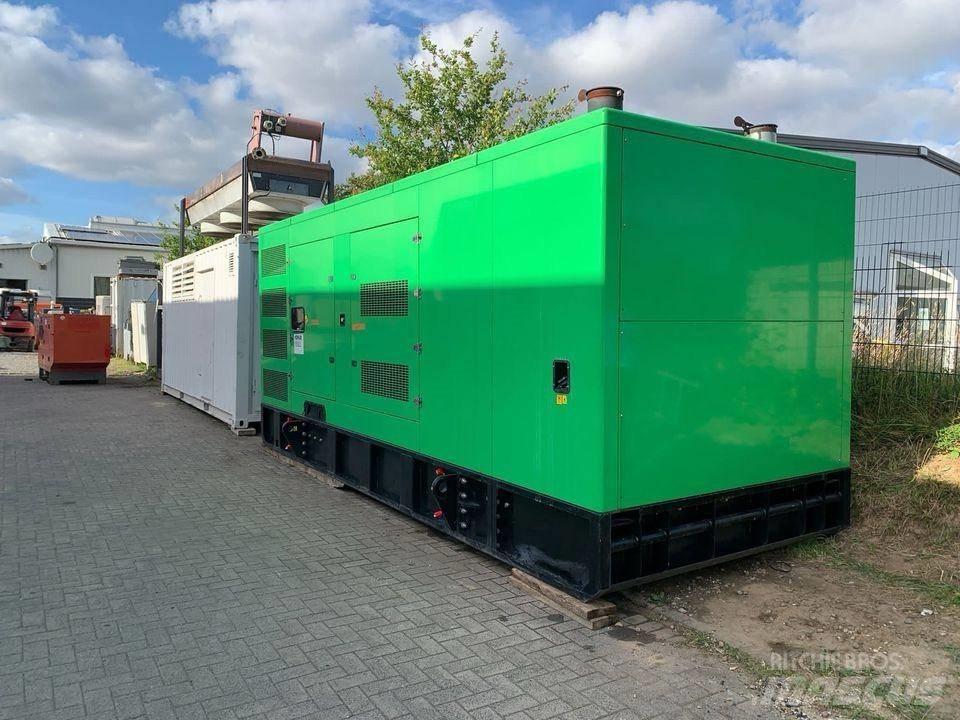 Mitsubishi 765 KVA Dīzeļģeneratori