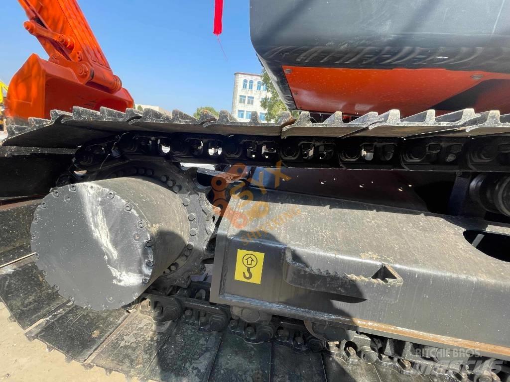 Doosan DX 225 LC Ekskavatori tālās sniedzamības darbiem