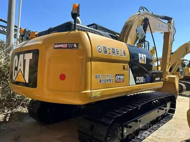 CAT 320 D L Kāpurķēžu ekskavatori