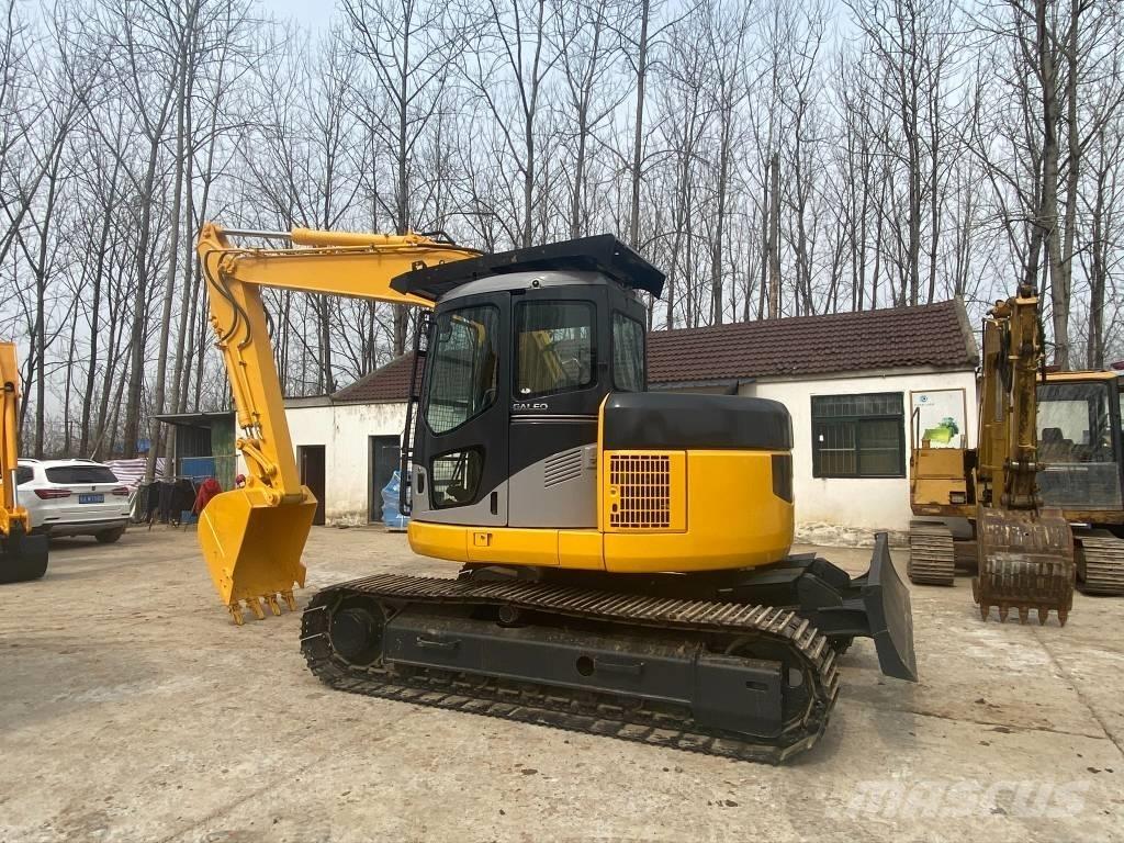 Komatsu PC128US Kāpurķēžu ekskavatori