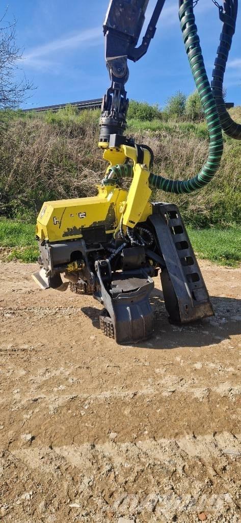 John Deere 1270 G Harvesteri