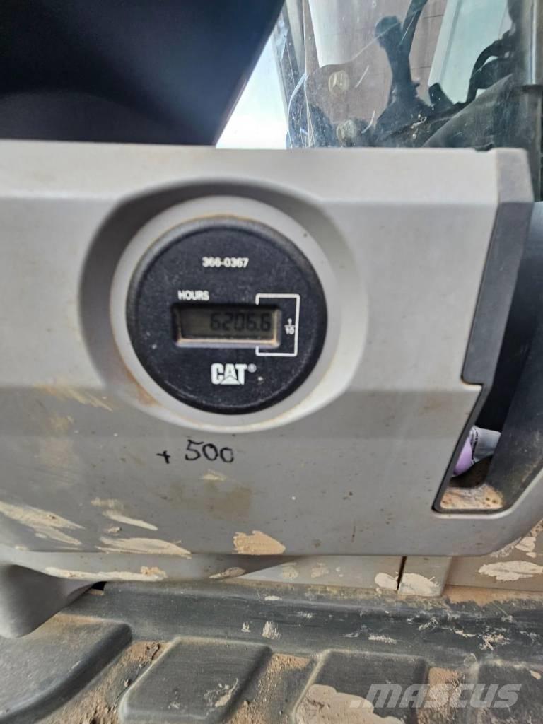 CAT 352 F Kāpurķēžu ekskavatori