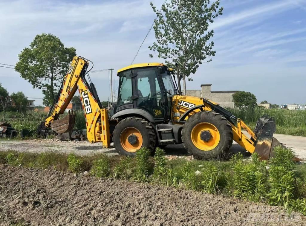 JCB 4 CX Ekskavatori-iekrāvēji