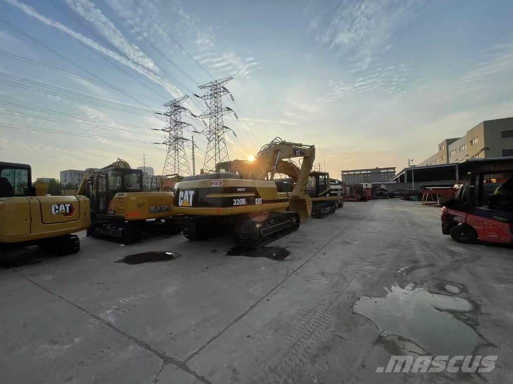 CAT 320 B Kāpurķēžu ekskavatori