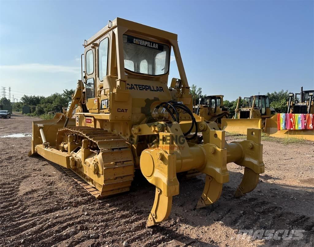 CAT D7G Kāpurķēžu buldozeri