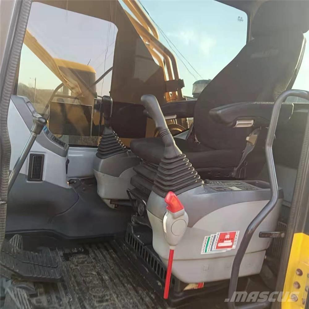 Komatsu PC360-7 Kāpurķēžu ekskavatori