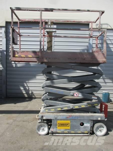 SkyJack SJ III 3219 Šķerveida pacēlāji