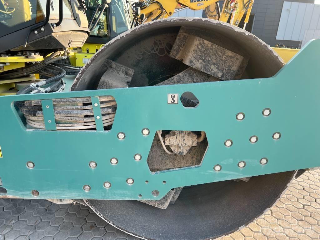 Ammann ARS 130 Pneimatiskie veltņi