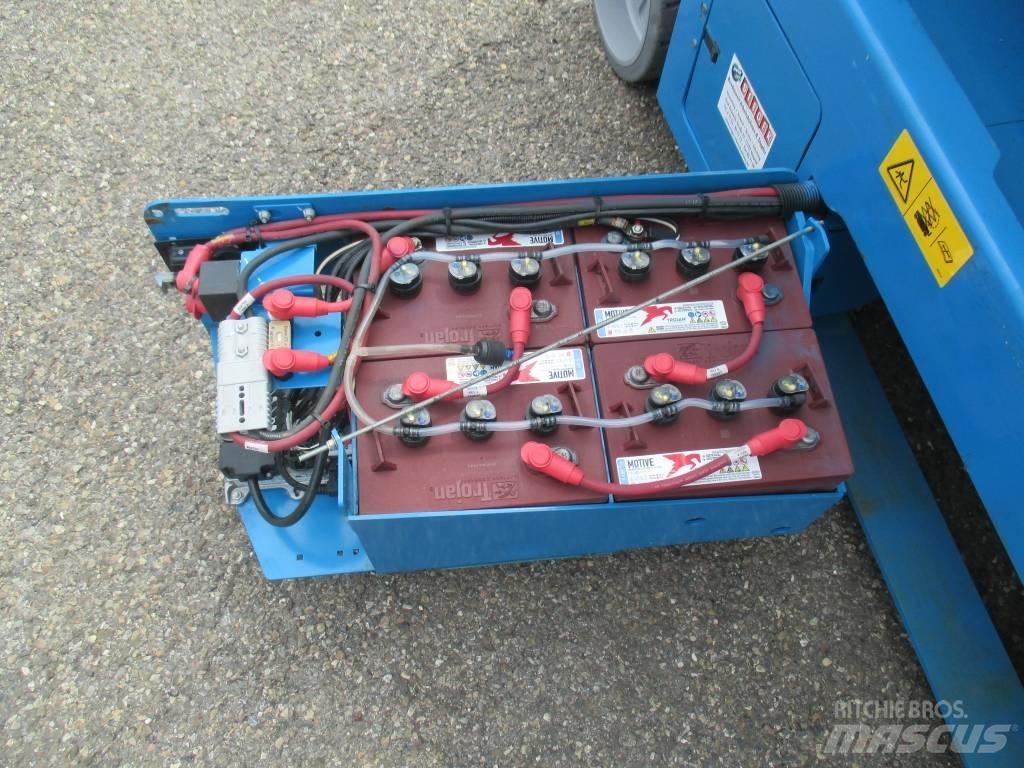 Genie GS 2646 Šķerveida pacēlāji