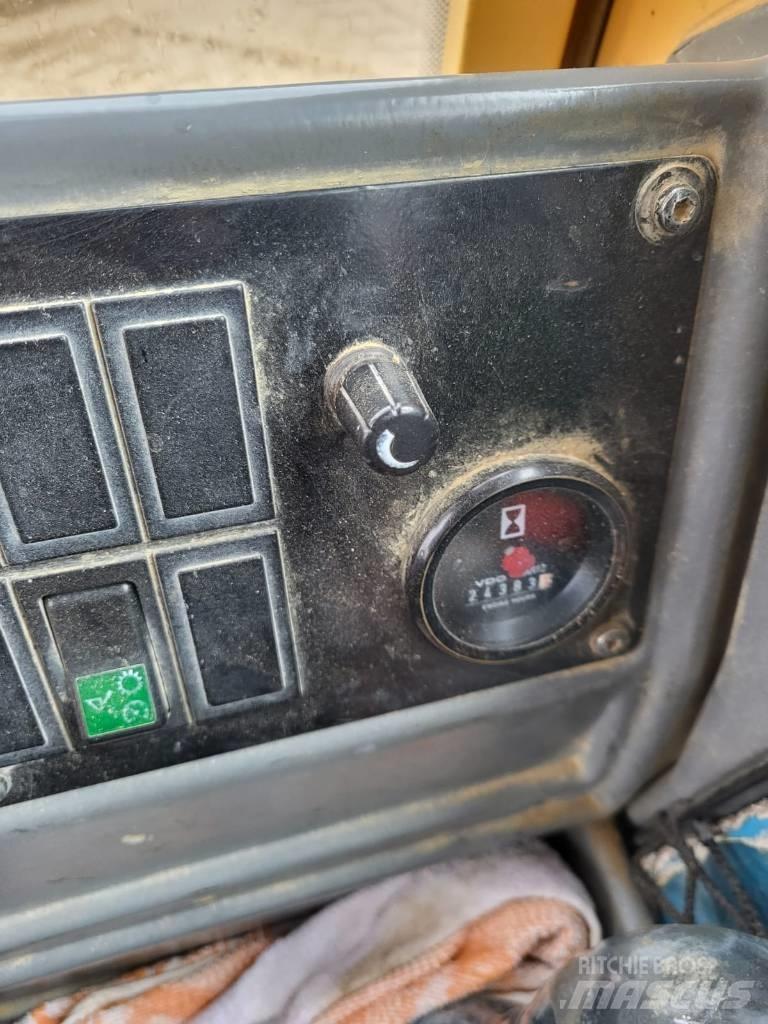 Volvo L 180 E Iekrāvēji uz riteņiem