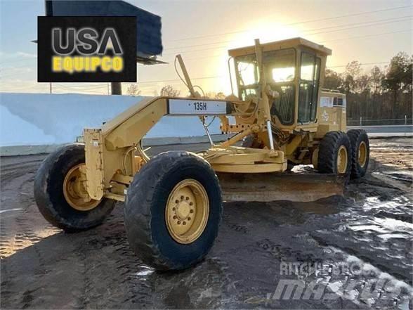 CAT 135H Greideri