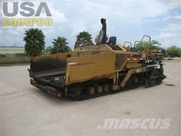 CAT AP-1050B Asfalta klājēji