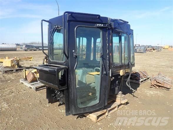 CAT D6R Kabīnes un interjers