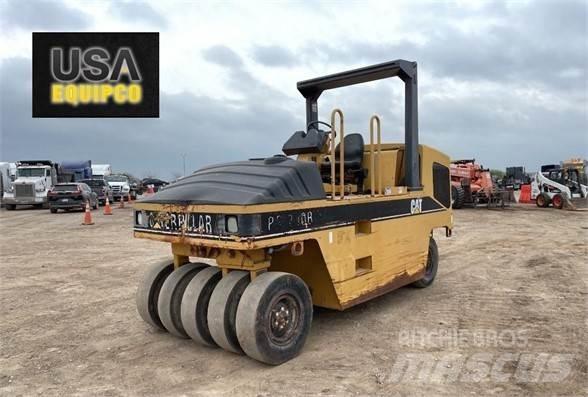 CAT PS-200B Pneimatiskie veltņi