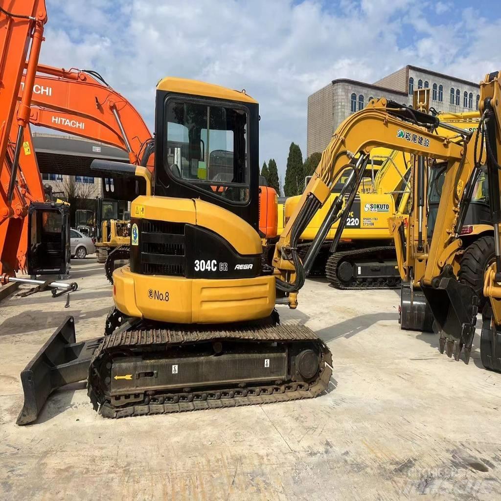 CAT 304 C Mini ekskavatori < 7 t