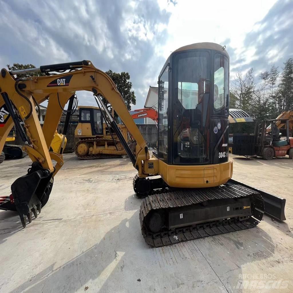CAT 304 C Mini ekskavatori < 7 t