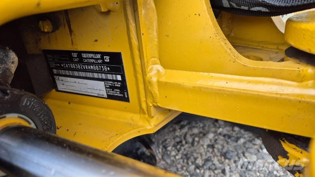 CAT 302 CR Mini ekskavatori < 7 t