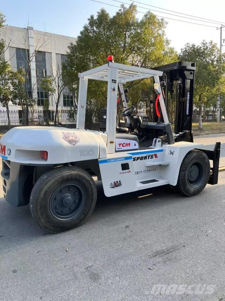 TCM FD 100 Tehnika ar dīzeļa dzinēju