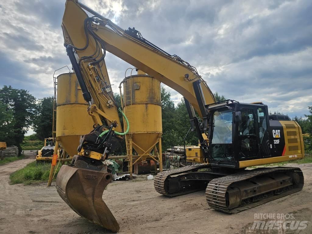 CAT 320FL Kāpurķēžu ekskavatori