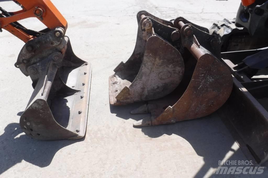 Hitachi ZX 85 US B-6 Vidēja lieluma ekskavatori 7 t - 12 t