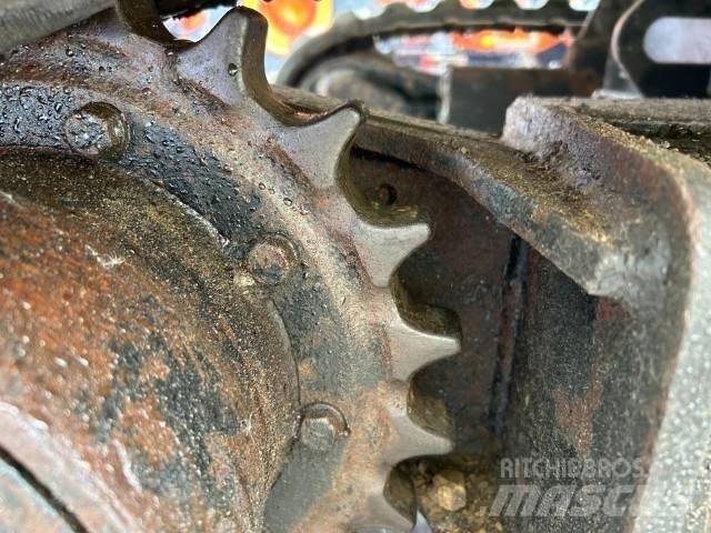Mitsubishi MM 30 SR Kāpurķēžu ekskavatori