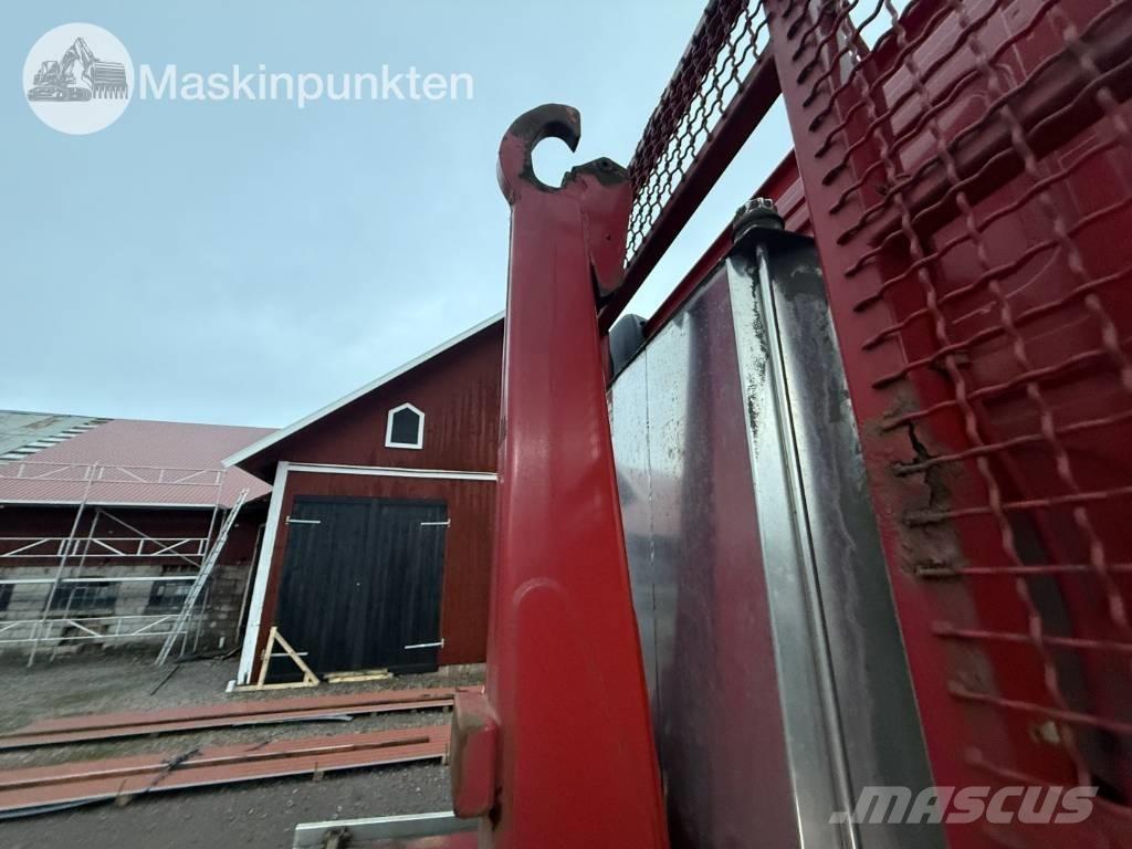 Volvo FM 12 Treileri ar āķi