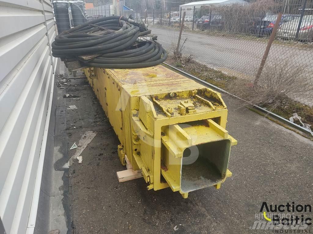 Delmag HB 30 Cauruļvadu buldozeri
