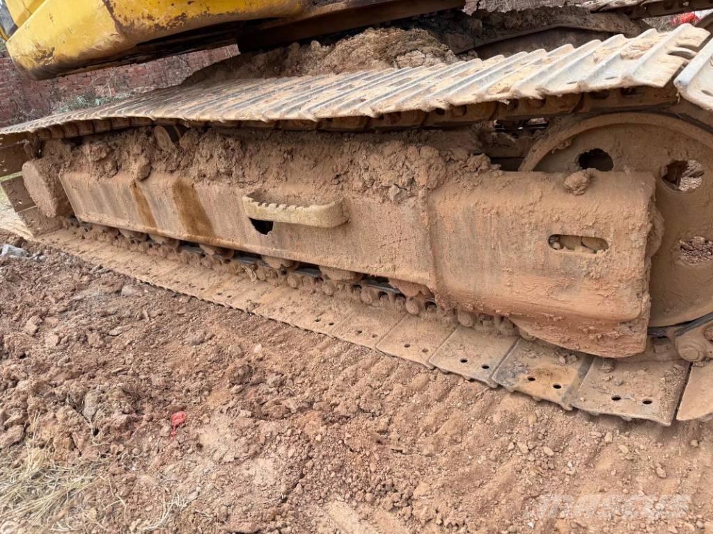 Komatsu PC 120-8 Kāpurķēžu ekskavatori