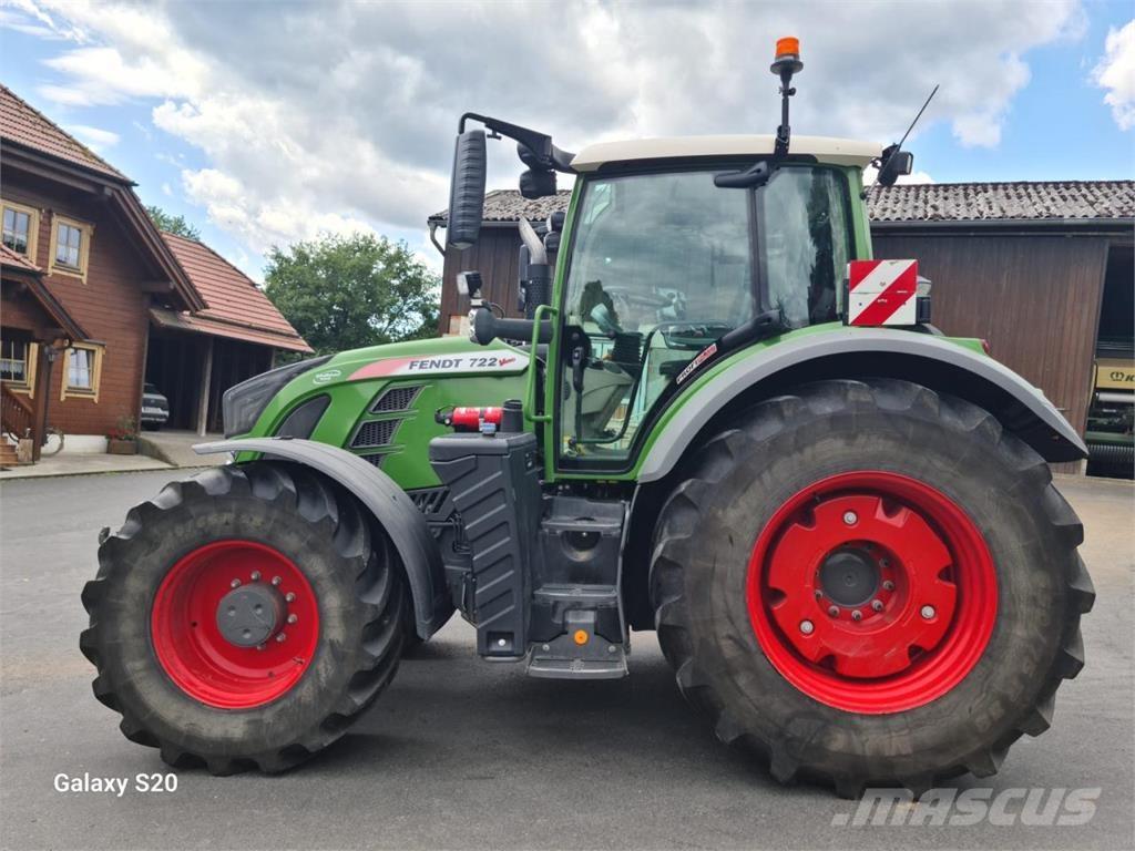 Fendt 722 Vario Traktori