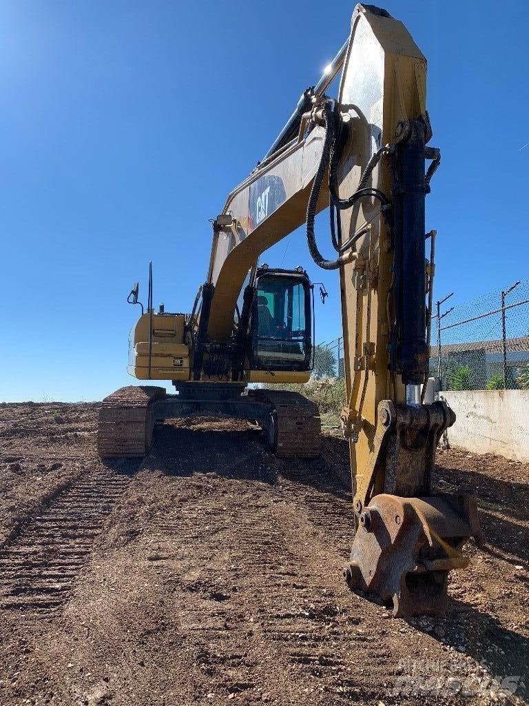 CAT 320 D L Kāpurķēžu ekskavatori