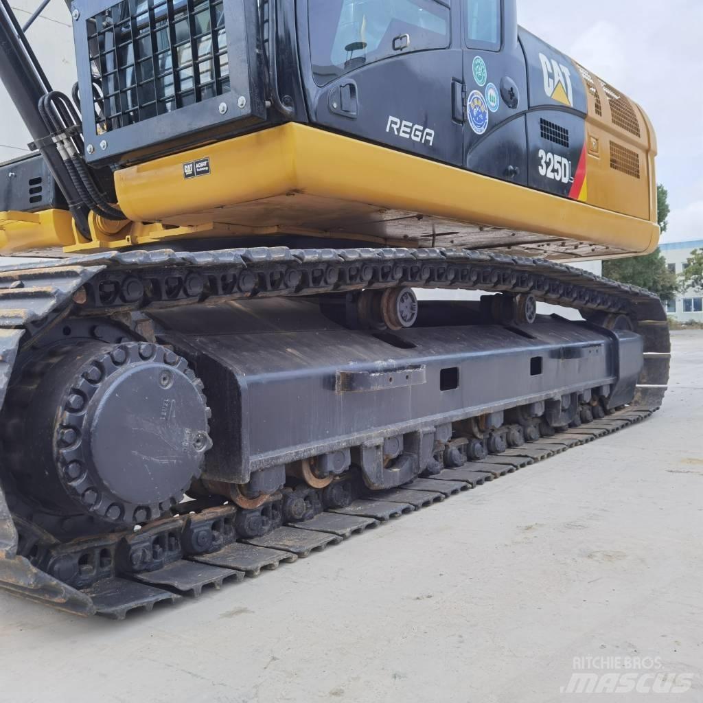 CAT 325D Kāpurķēžu ekskavatori