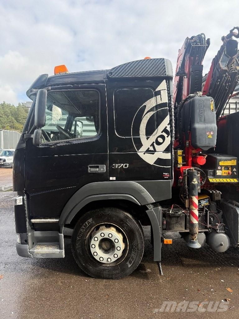 Volvo FM 370 Smagās mašīnas ar celtni