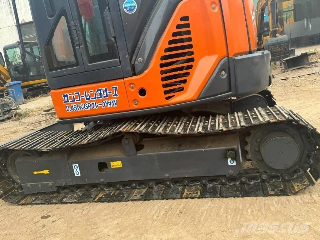 Hitachi ZX 50 U Kāpurķēžu ekskavatori