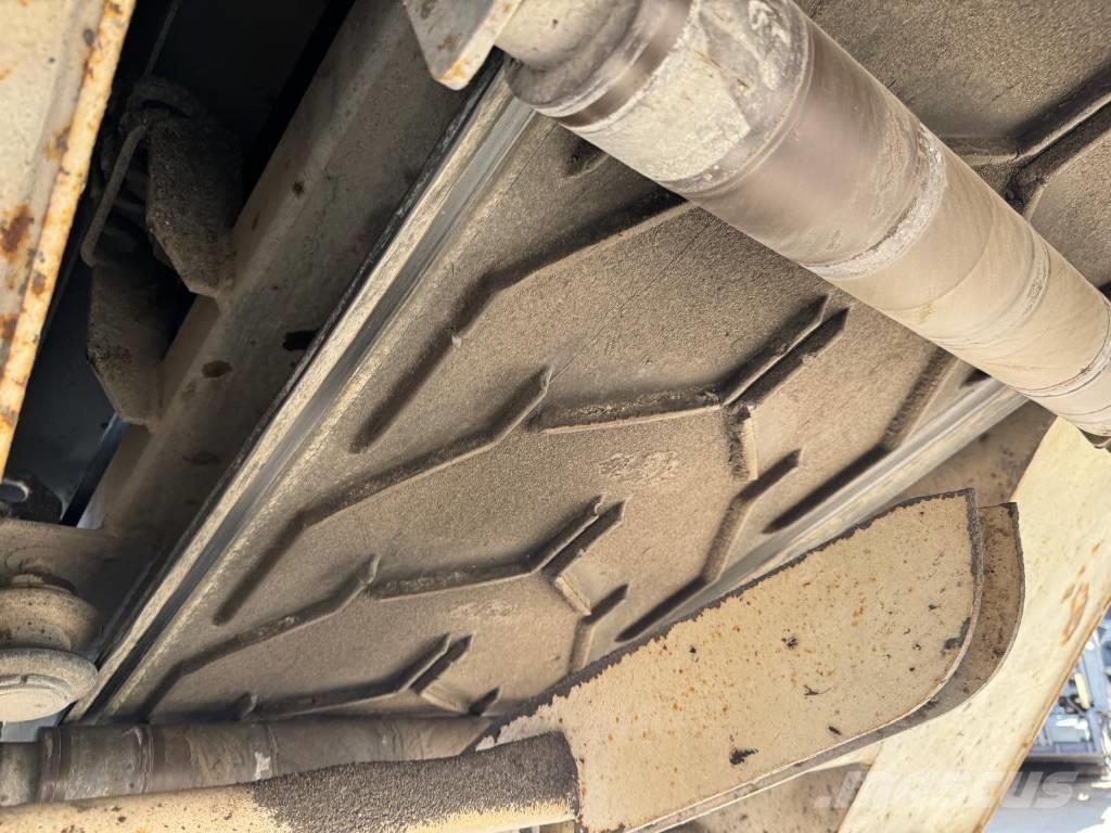 Wirtgen W 100 F Asfalta dzesēšanas iekārtas