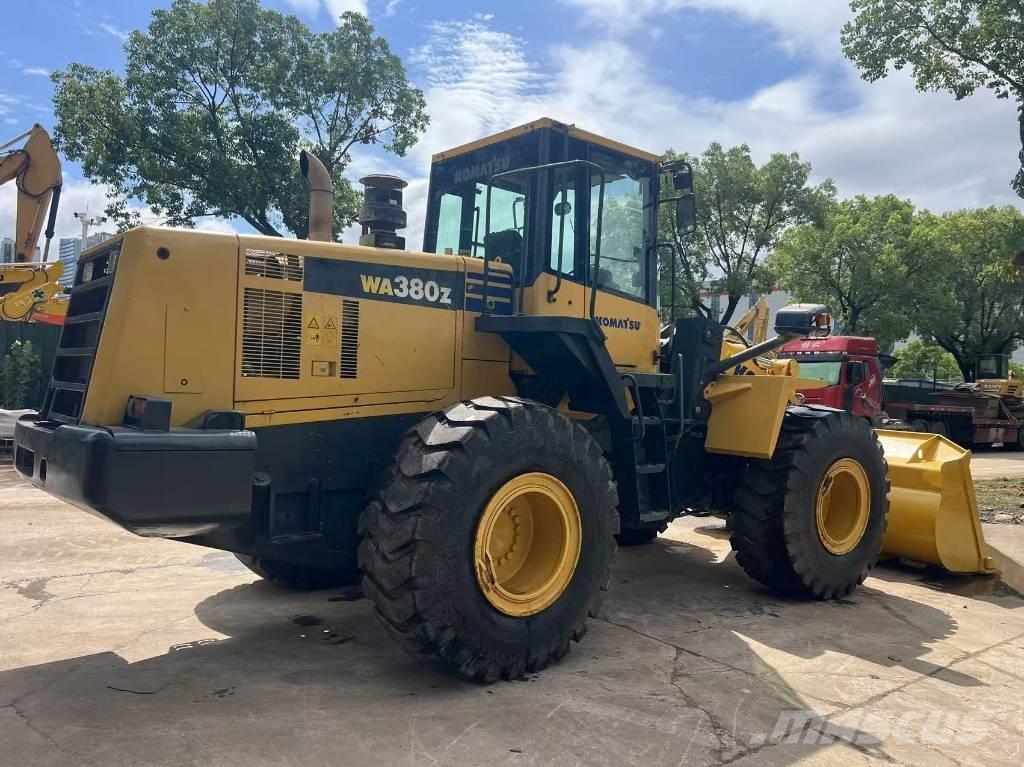 Komatsu WA 380-6 Iekrāvēji uz riteņiem