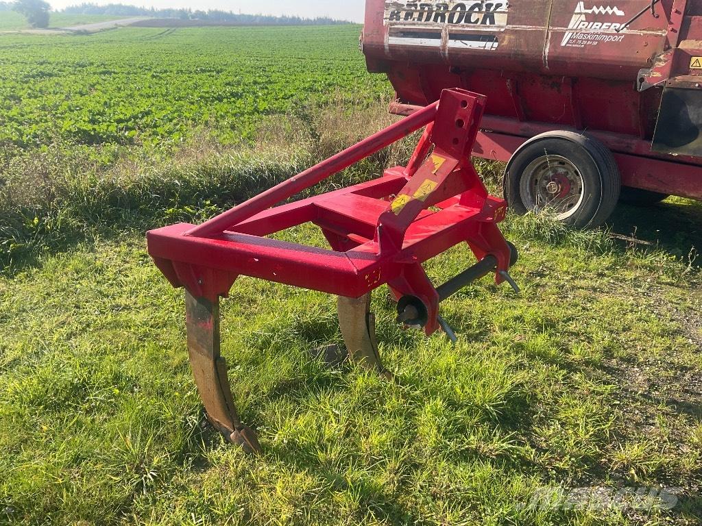  Grubber Piekabināmie arkli