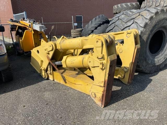 CAT D 8 R Ripper Citas sastāvdaļas