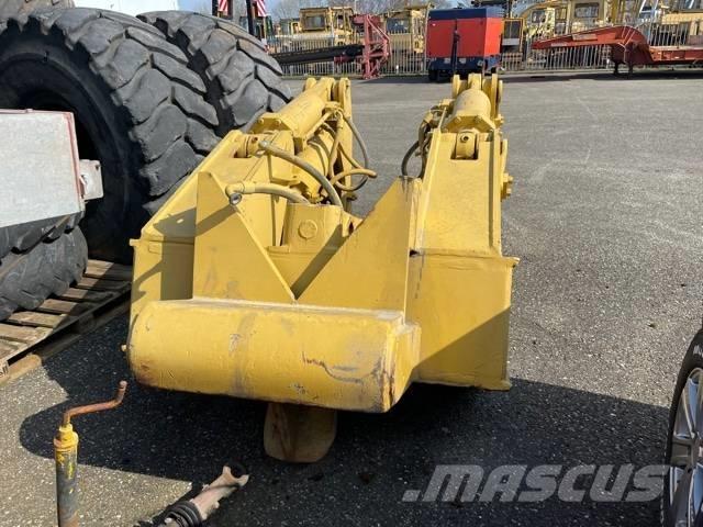 CAT D 8 R Ripper Citas sastāvdaļas
