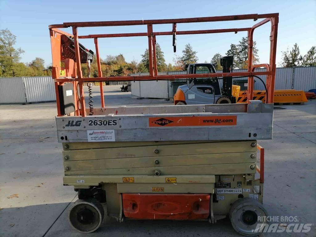 JLG 2630 ES Šķerveida pacēlāji
