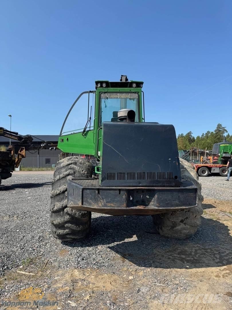 John Deere 1470D Harvesteri