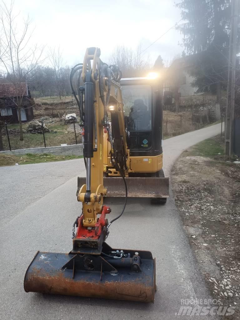 CAT 303 E CR Kāpurķēžu ekskavatori