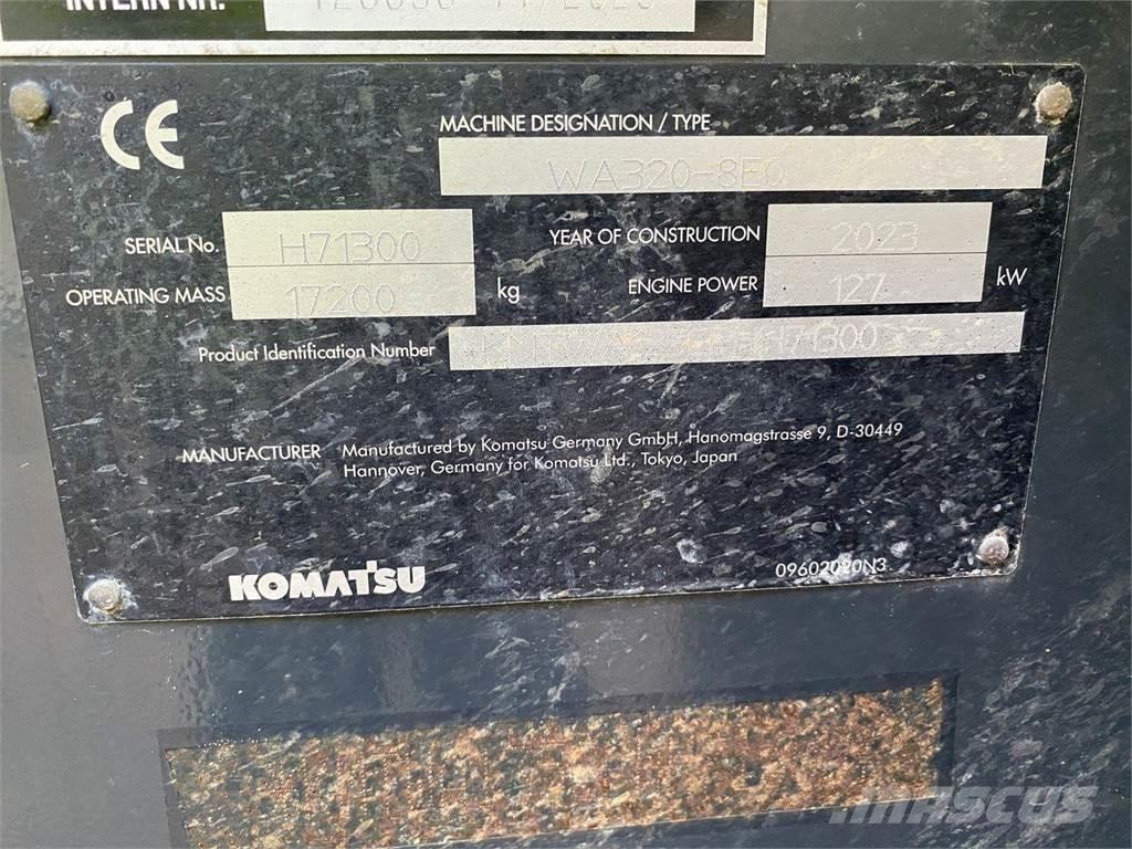 Komatsu WA320-8EO Iekrāvēji uz riteņiem