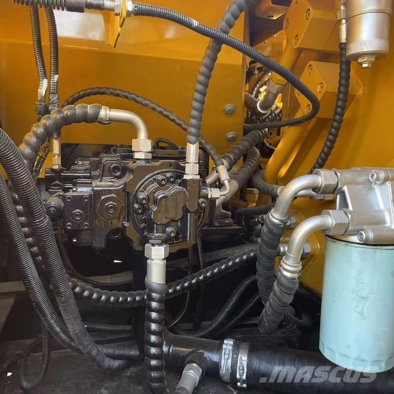 Sany SY 135 Kāpurķēžu ekskavatori