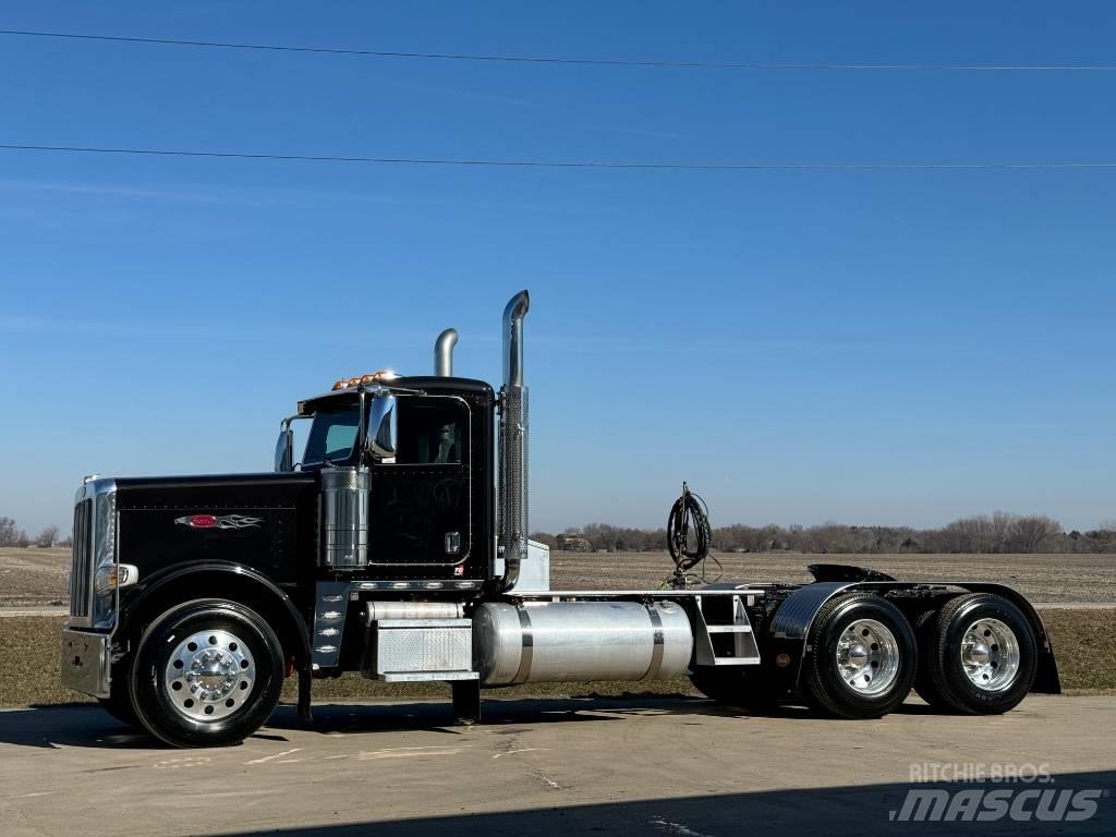 Peterbilt 389 Vilcēji