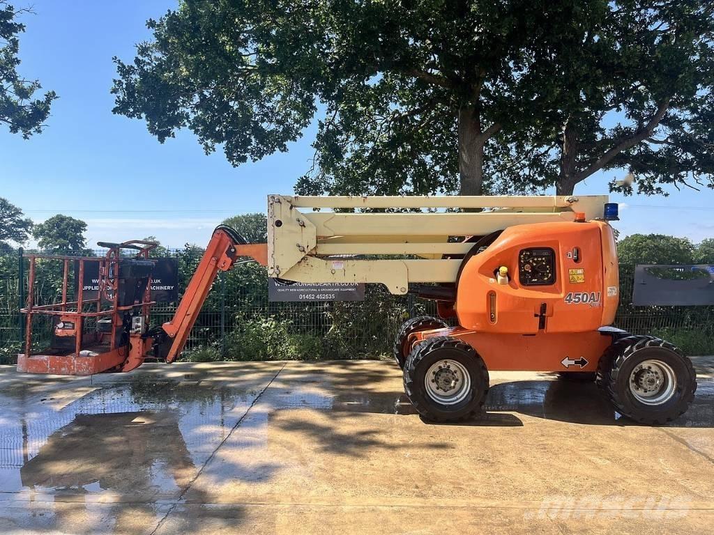 JLG 450 AJ II Strēles pacēlāji
