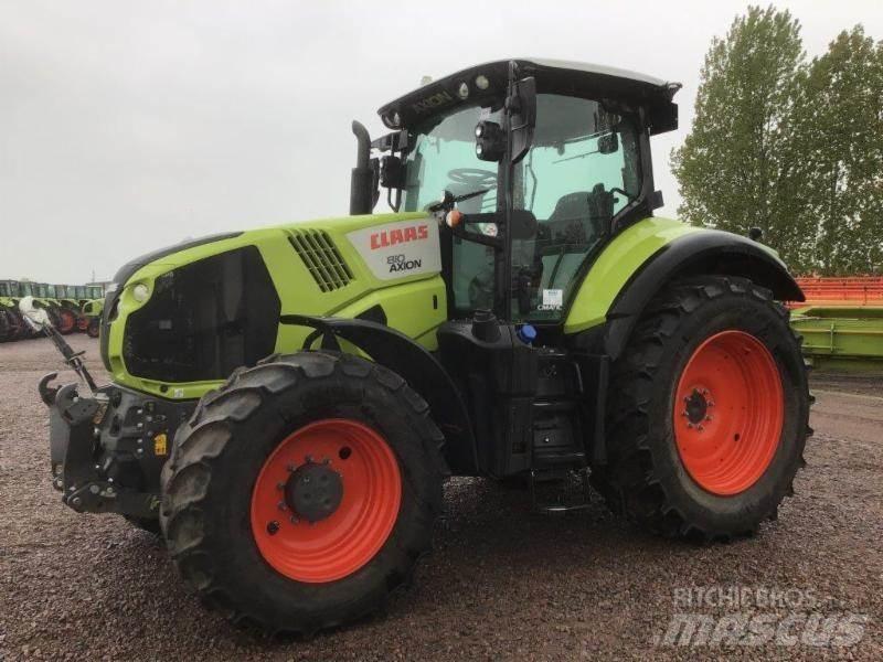 CLAAS AXION 810 Traktori