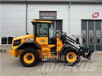 JCB 411 HT Iekrāvēji uz riteņiem